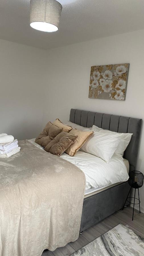 Bv Luxury Spacious 3 Bedroom House At Isaac Close Manchester Ngoại thất bức ảnh