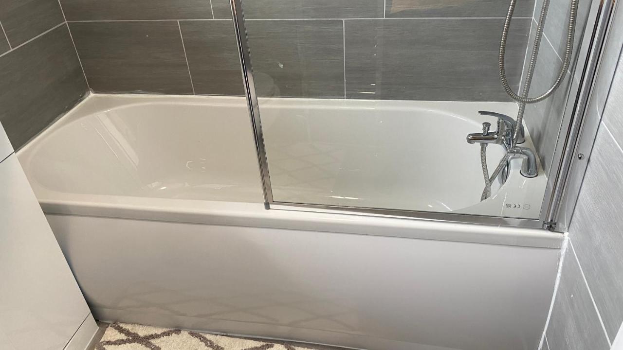 Bv Luxury Spacious 3 Bedroom House At Isaac Close Manchester Ngoại thất bức ảnh