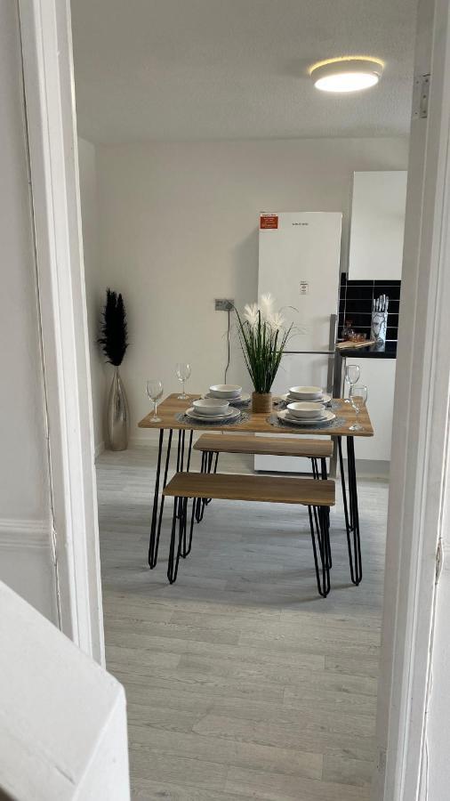 Bv Luxury Spacious 3 Bedroom House At Isaac Close Manchester Ngoại thất bức ảnh